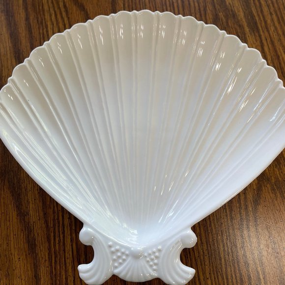 Shell Shaped Scalloped White Ceramic Serving Dish Platter Large 14" Giftcraft - Picture 2 of 13